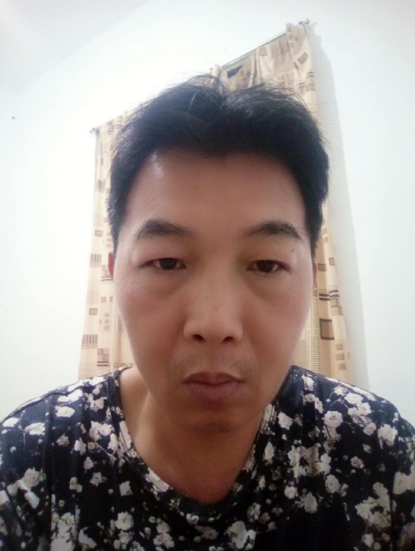 繁华哀伤的第一张照片--云霄交友网