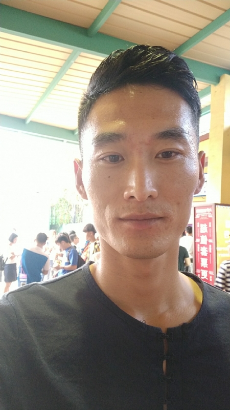 难得糊涂的第一张照片--云霄交友网