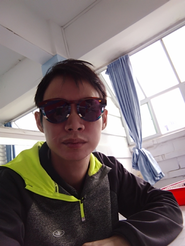 五华移民男的第一张照片--云霄交友网