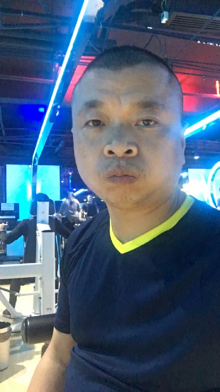 奋斗的第一张照片--云霄交友网