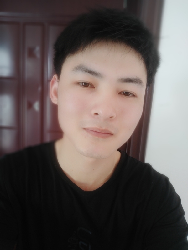 小情绪)っ的第一张照片--云霄交友网