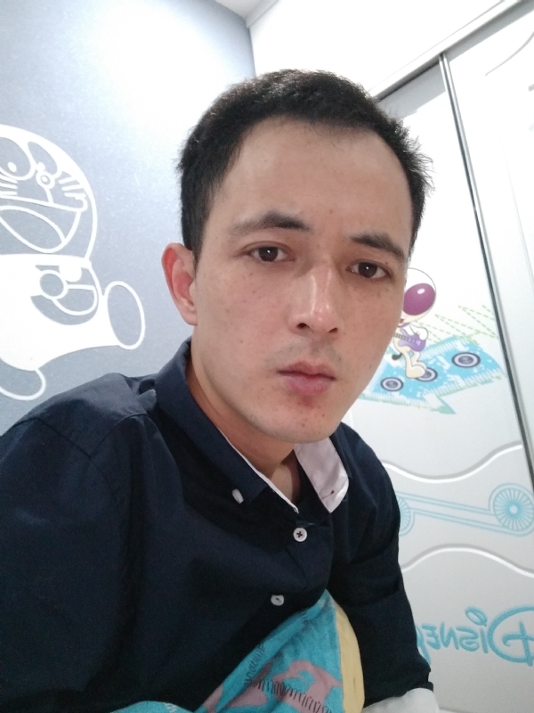 容晨的第一张照片--云霄交友网