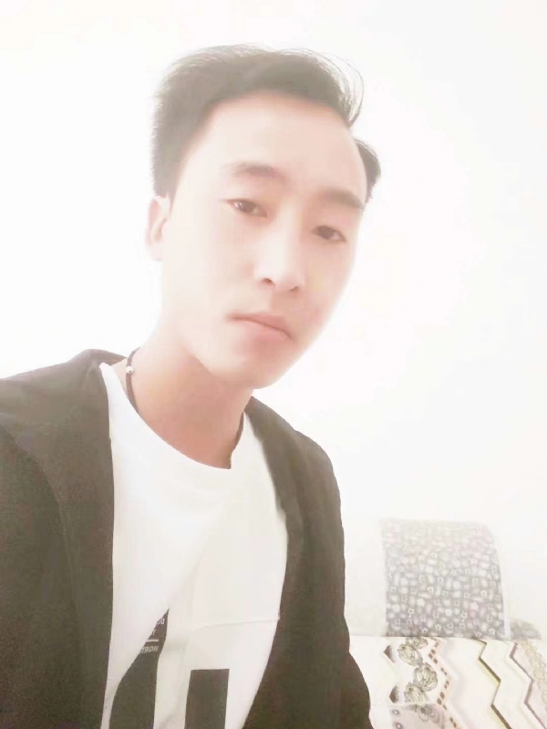 萧艺的第一张照片--云霄交友网