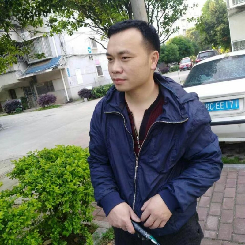 灰色足迹的第一张照片--云霄交友网