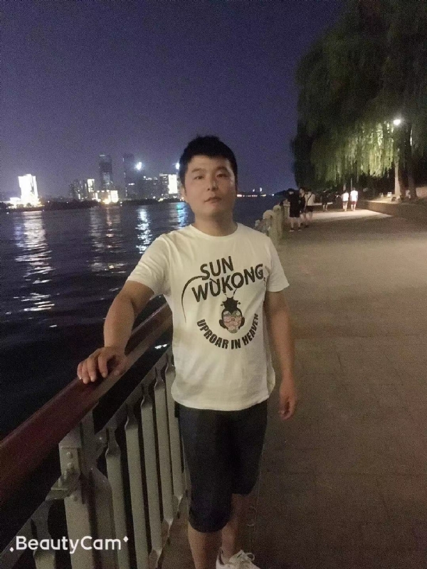 古月的第一张照片--云霄交友网