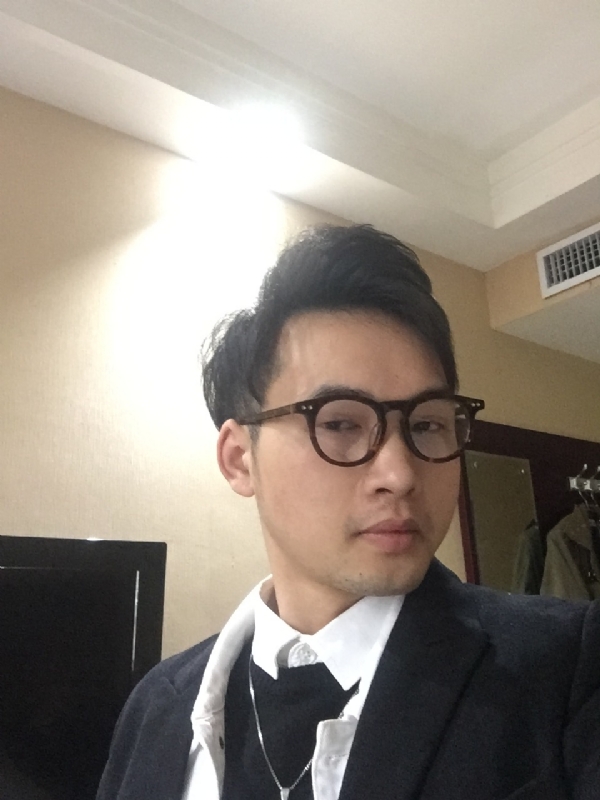 曾亮的第一张照片--云霄交友网