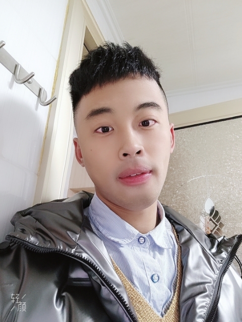 幼稚鬼的第一张照片--云霄交友网
