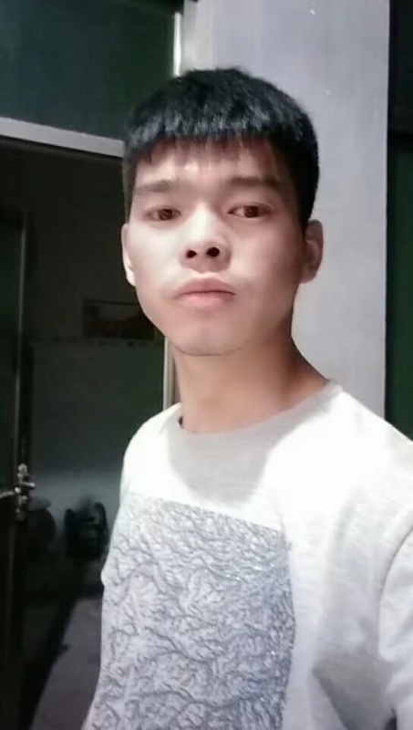 陪伴一生的第一张照片--云霄交友网
