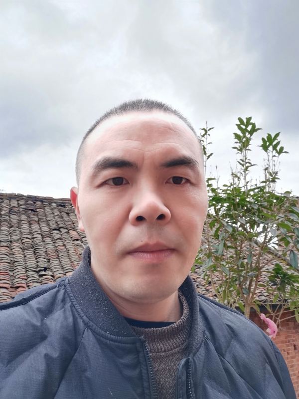 无悔的第一张照片--云霄交友网