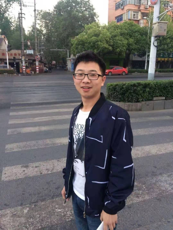 常的第一张照片--云霄交友网