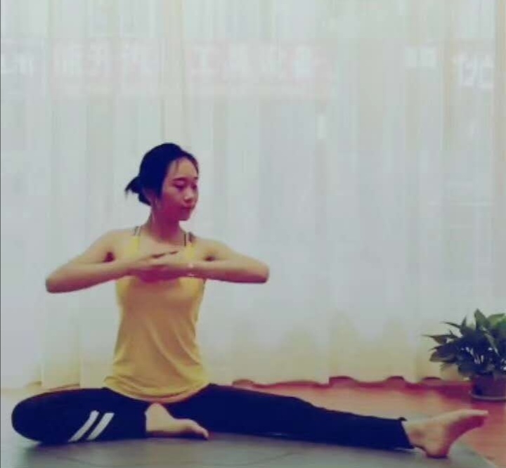 静静子的第一张照片--云霄交友网