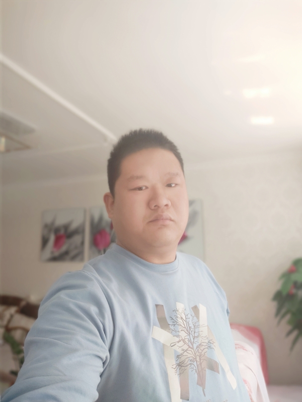 别无选择的第一张照片--云霄交友网