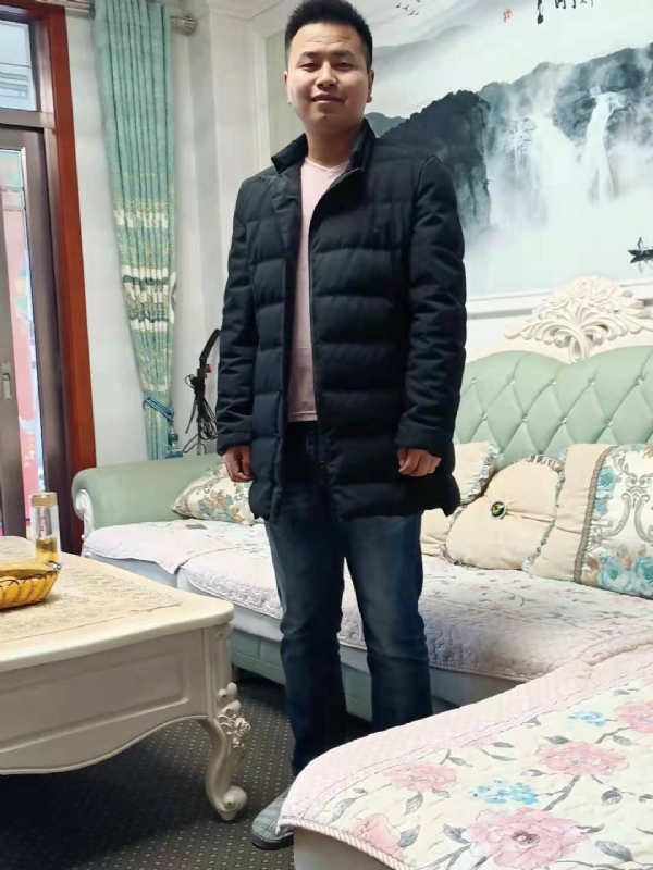 为爱奋斗的第一张照片--云霄交友网