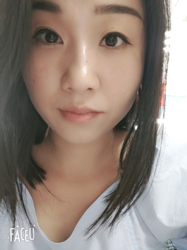 安然自若的第一张照片--云霄交友网
