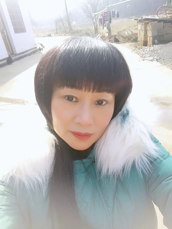 金鱼儿的第一张照片--云霄交友网
