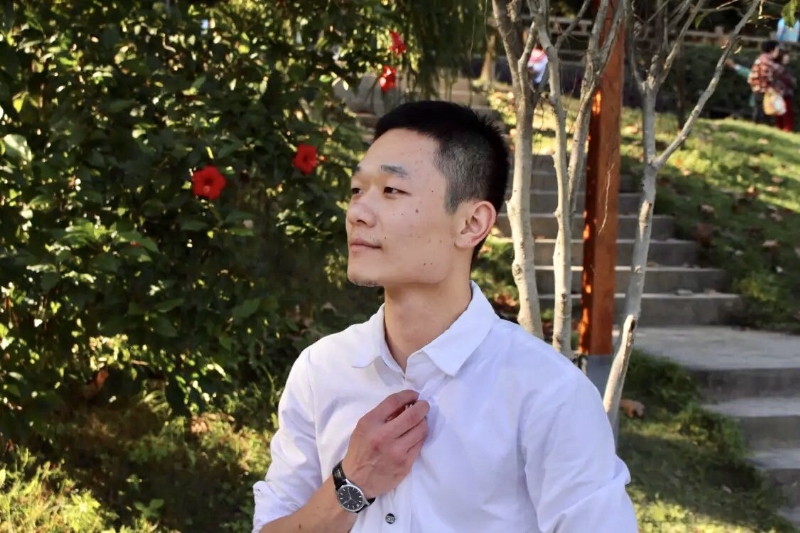 落落大方的第一张照片--云霄交友网