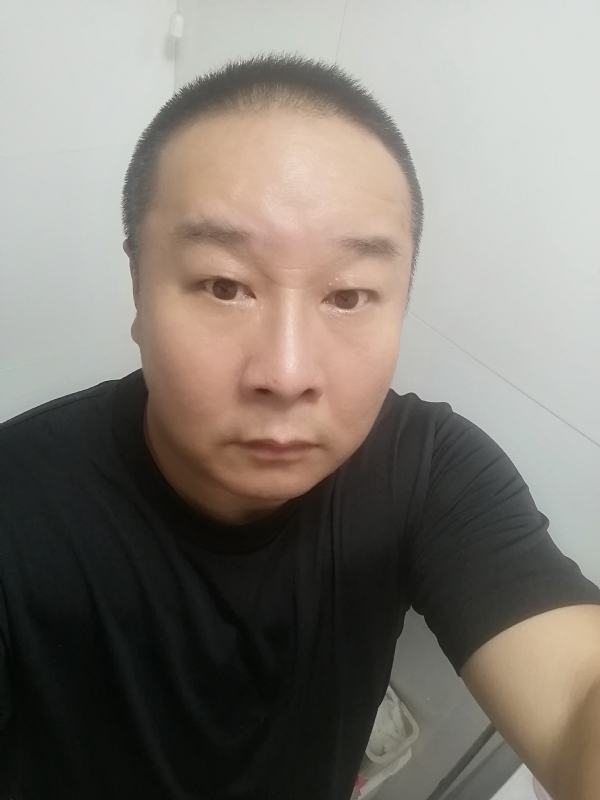 一束光的第一张照片--云霄交友网