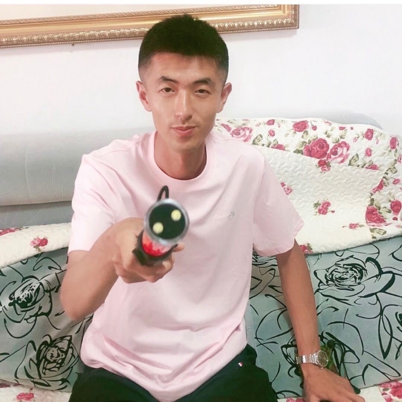 转身留下孤独的她的第一张照片--云霄交友网