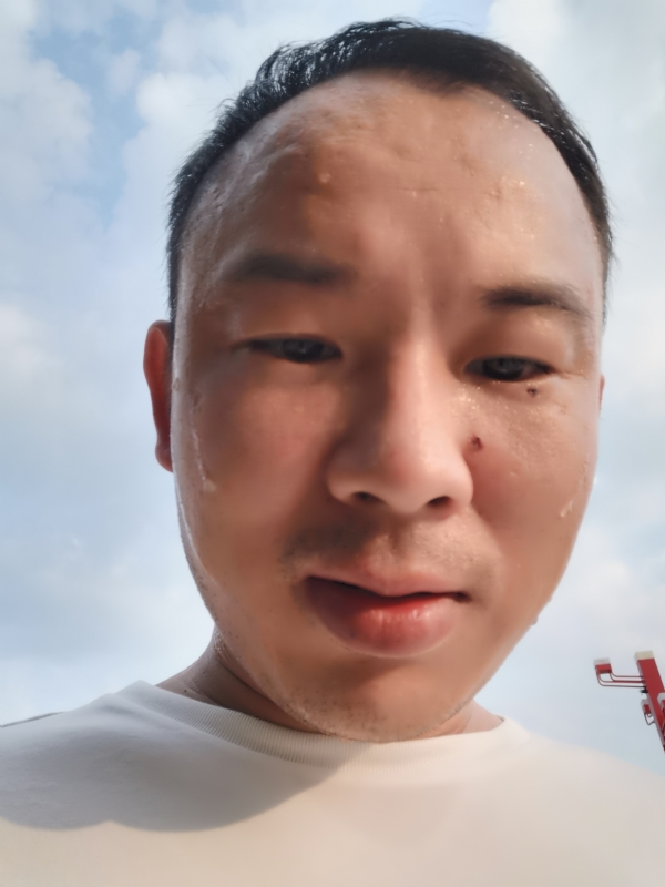 唐老鸭的第一张照片--云霄交友网