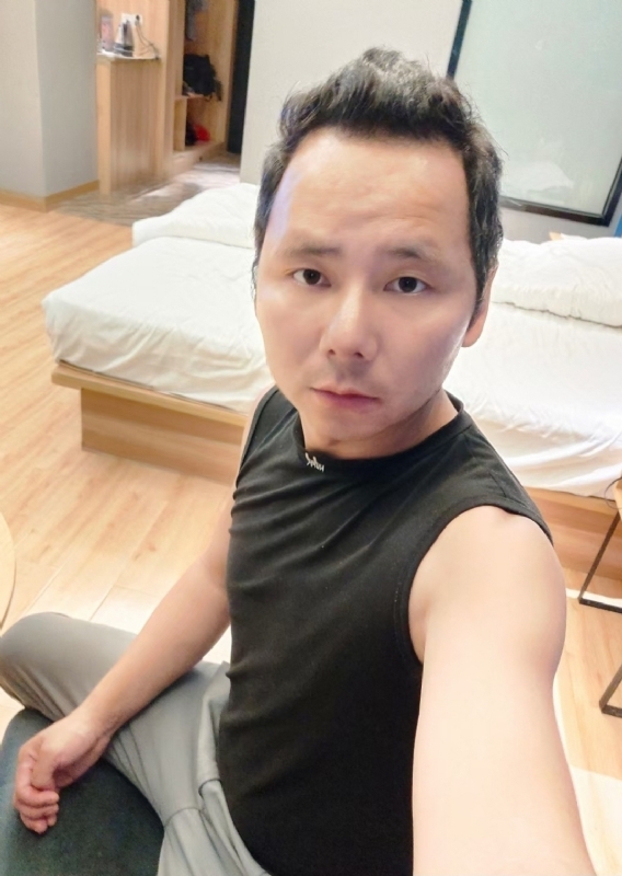 爱远的要命的第一张照片--云霄交友网
