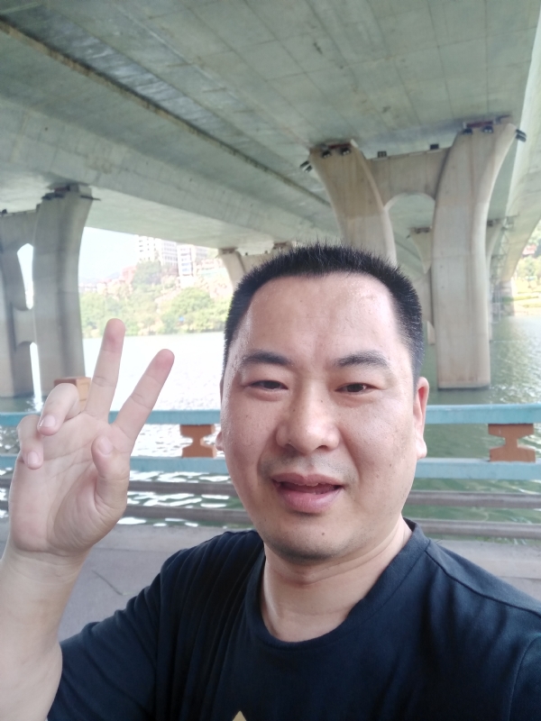 上人的第一张照片--云霄交友网