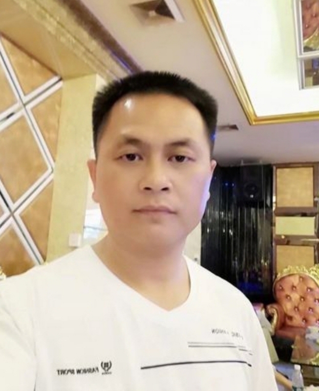小梁的第一张照片--云霄交友网