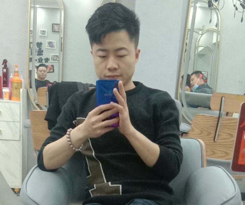 无法自拔的第一张照片--云霄交友网