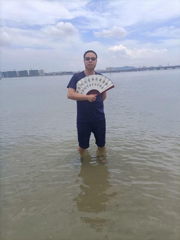 浪迹天涯的第一张照片--云霄交友网