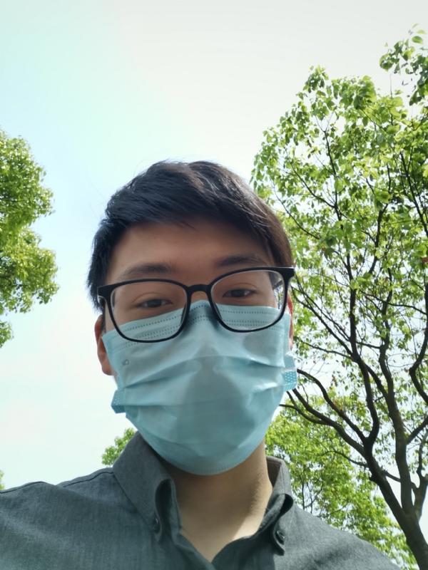 情何丶以堪的第一张照片--云霄交友网