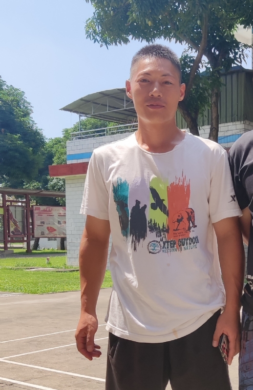 孤鹰的第一张照片--云霄交友网