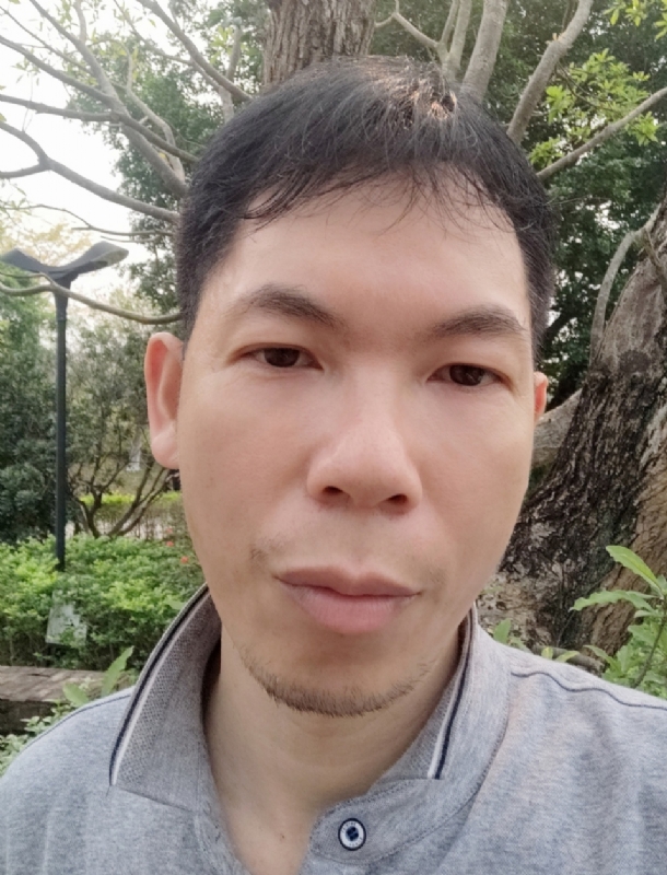 漂浮的云的第一张照片--云霄交友网
