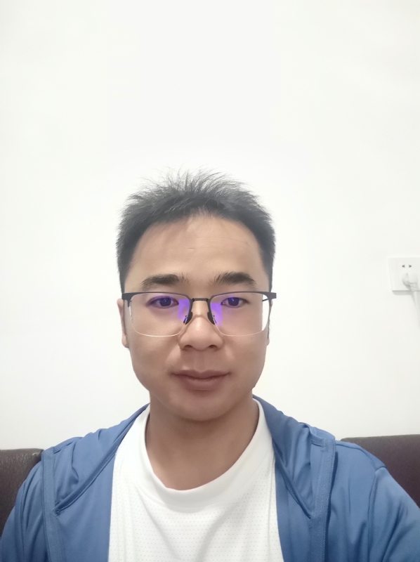 转身的第一张照片--云霄交友网