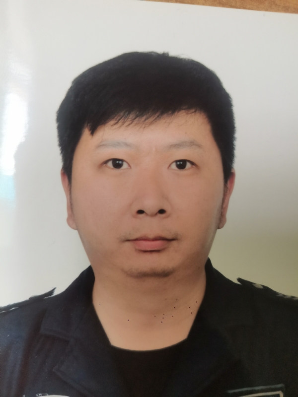 吕嘉的第一张照片--云霄交友网