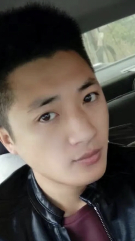小汤米的第二张照片--云霄交友网